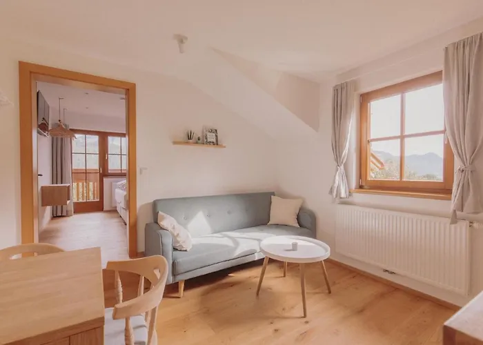 Ferienvermietung: VOM REITER, Ferienwohnung am Bauernhof mit Bergblick und privater Infrarotkabine, Inklusive Sommercard